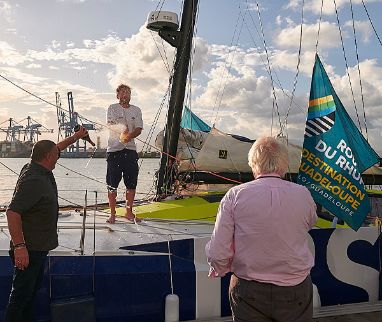 Route du Rhum: Alberto Bona e il Class40 IBSA chiudono la regata transoceanica in ottava posizione 